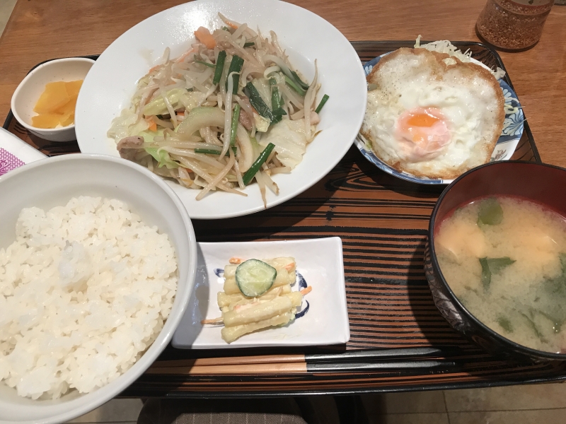 SEINA(ｾｲﾅ) お腹減ったぞ〜