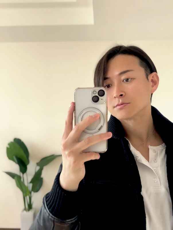 KONOSUKE(コウノスケ) 無駄遣いしてる人ってかっこいいよ