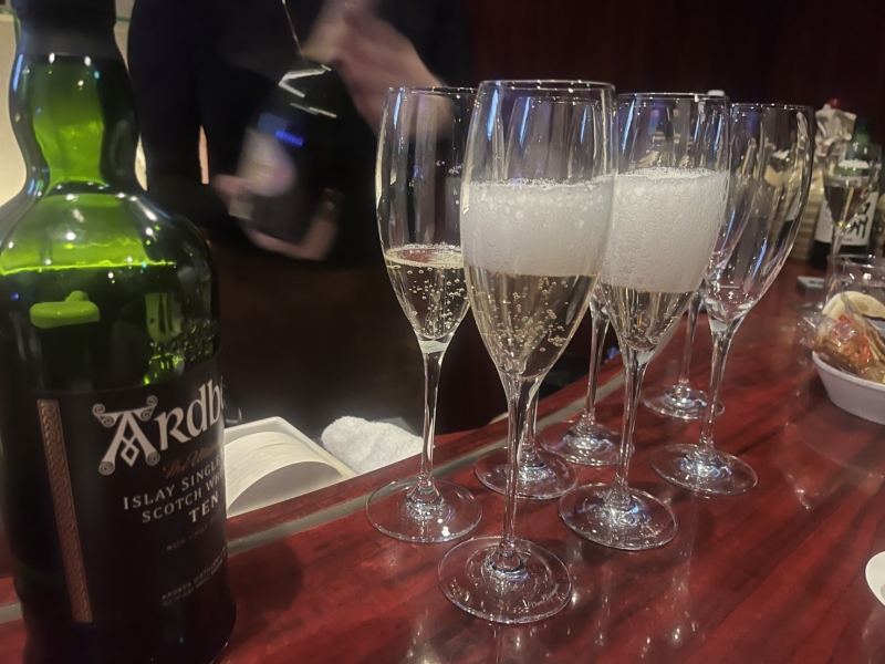 JUNRI(ジュンリ) 華金🎉出勤しました!