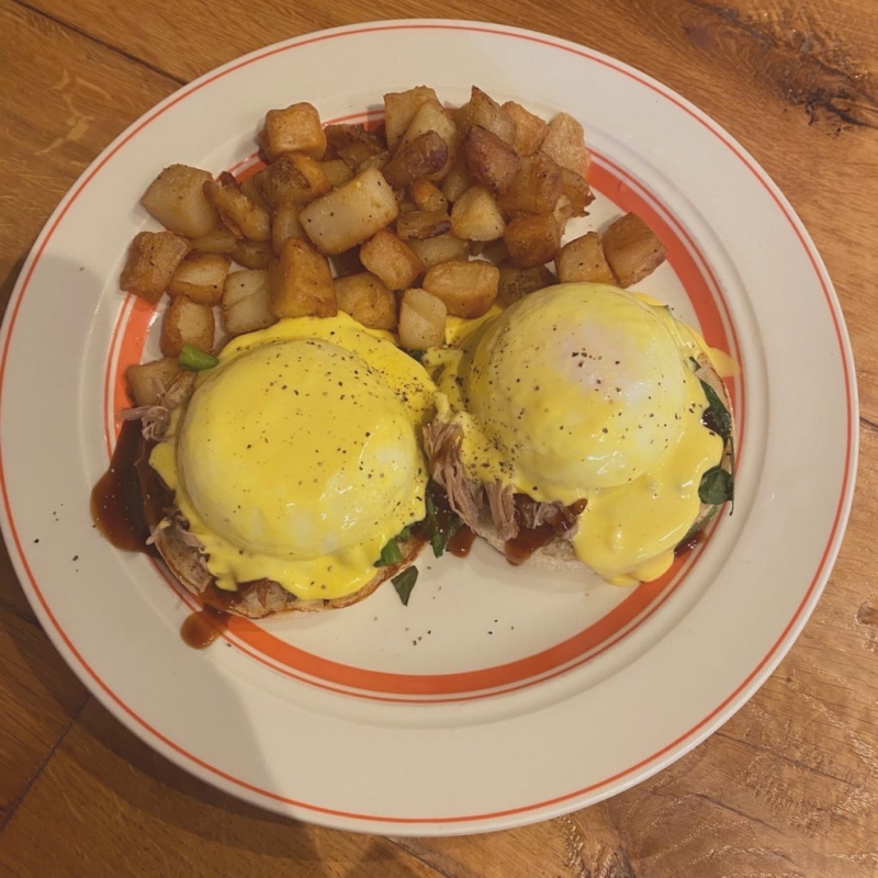 TORIMARU(ﾄﾘﾏﾙ) エッグベネディクト