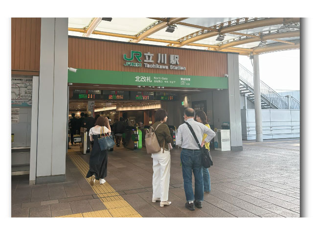 立川駅北改札口付近